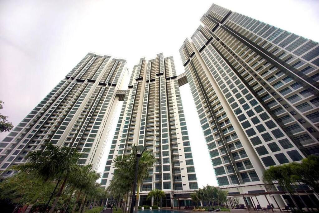 Haven-permas Masai Ciq-1 Bedroom Brand New Muji Apartment Johor Bahru